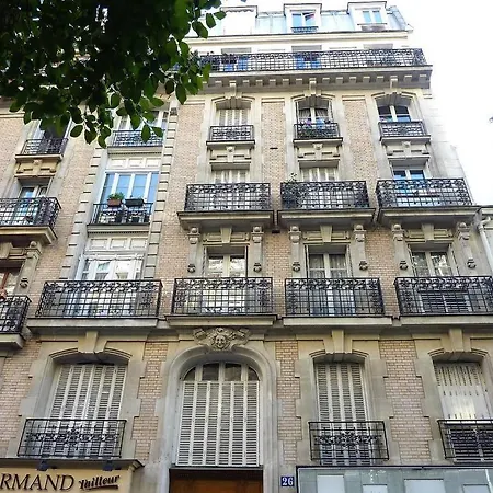 Charming In Paris-montmartre Апартаменты Париж